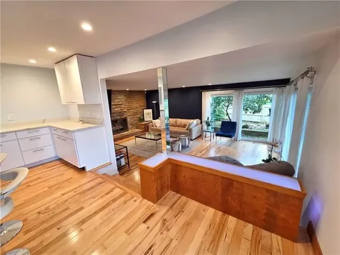 141 Glen Ridge Road Cranston RI 02920