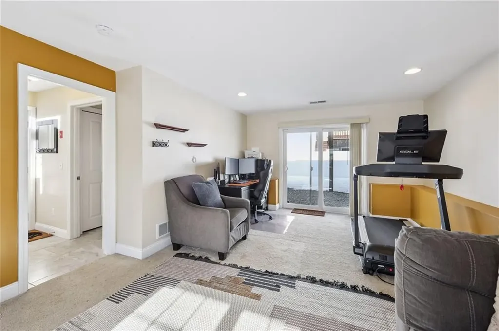 55 Dixie Avenue Warwick RI 02889