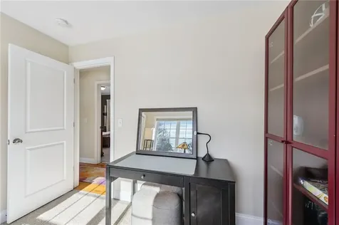 55 Dixie Avenue Warwick RI 02889