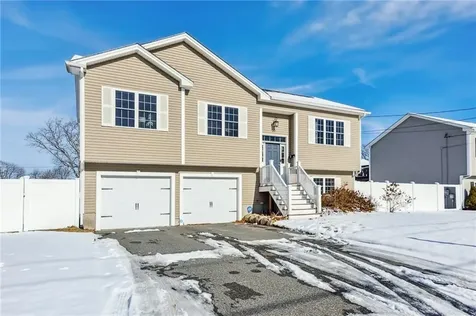 55 Dixie Avenue Warwick RI 02889