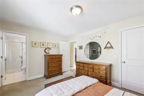 55 Dixie Avenue Warwick RI 02889