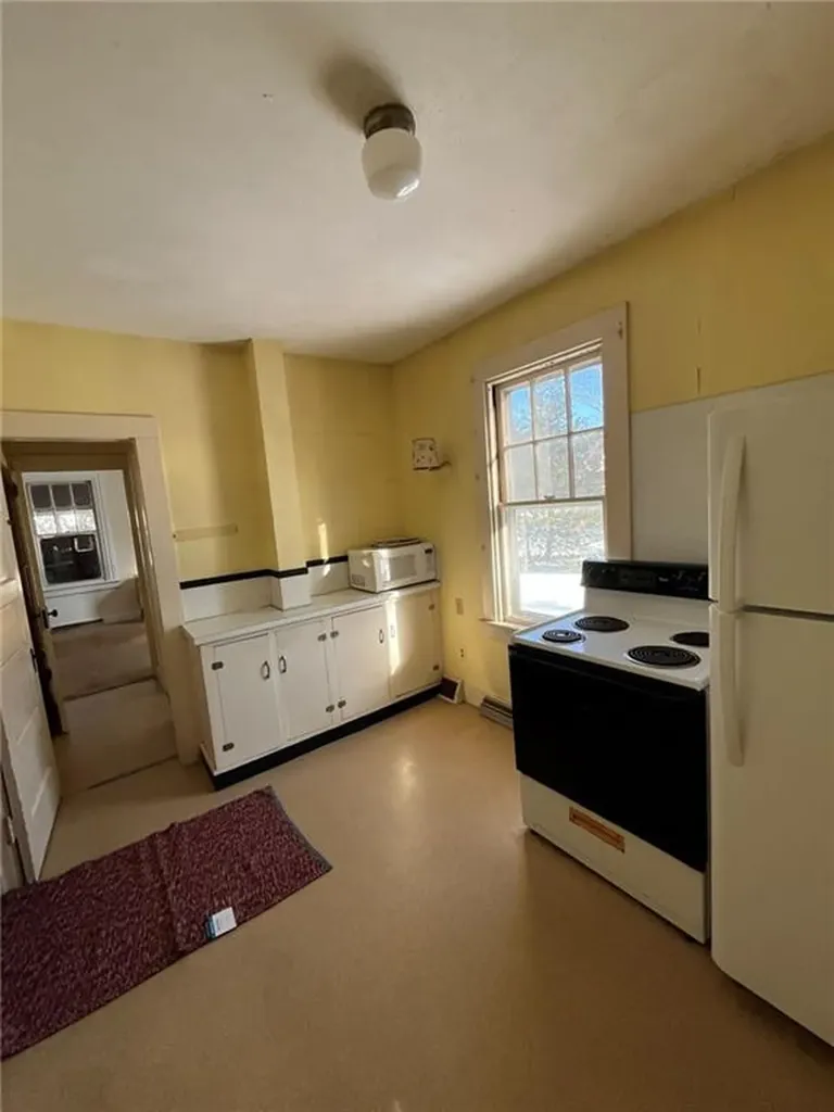 127 Longfellow Road Jamestown RI 02835