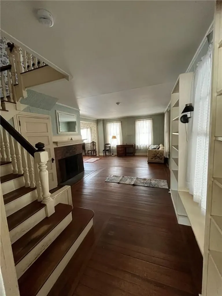127 Longfellow Road Jamestown RI 02835