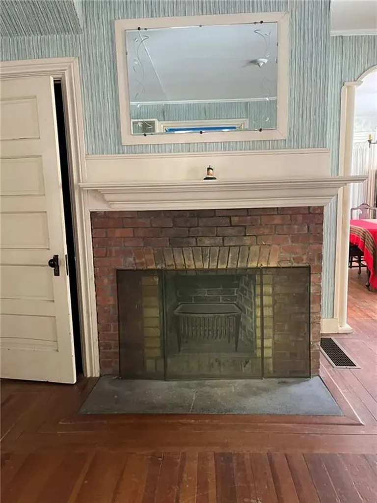 127 Longfellow Road Jamestown RI 02835