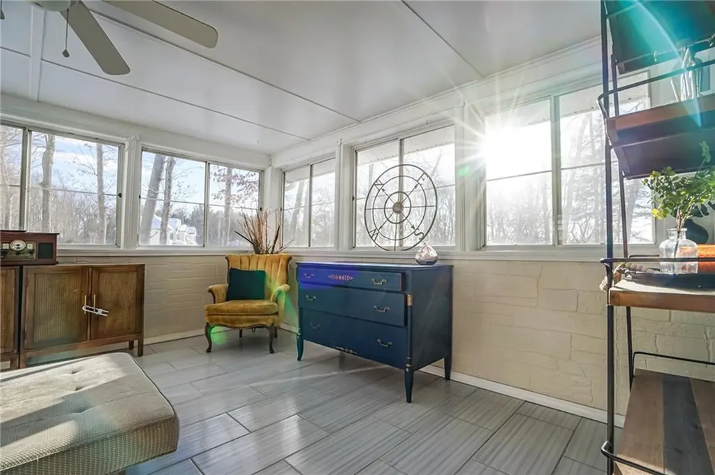 9 Laurel Lane North Smithfield RI 02896