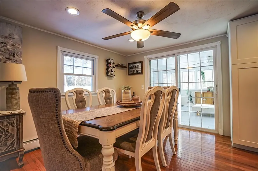 9 Laurel Lane North Smithfield RI 02896