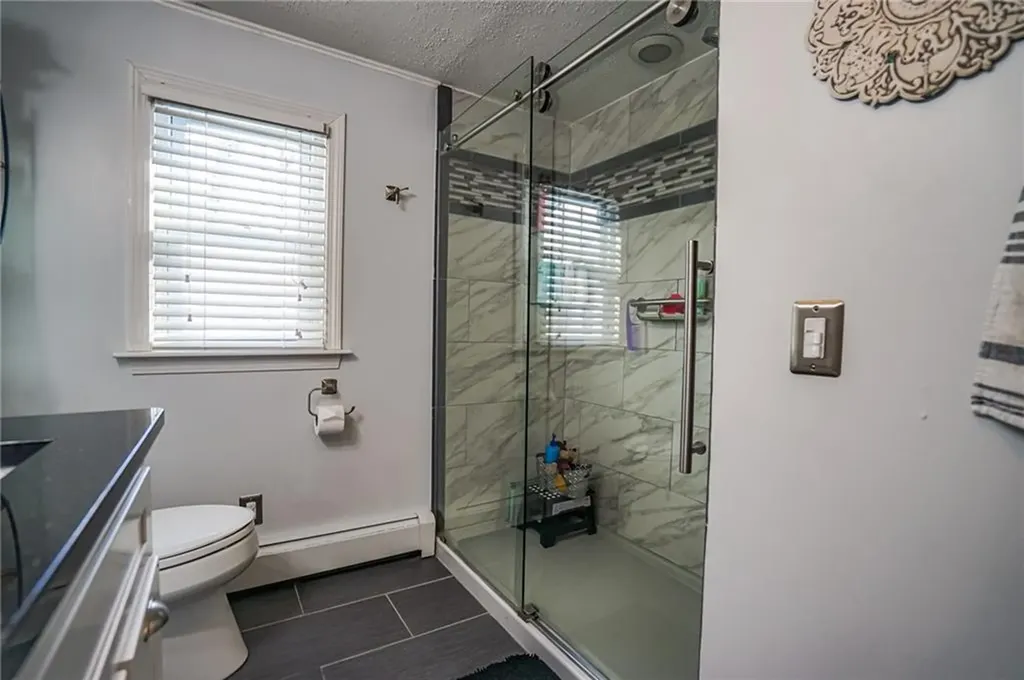 9 Laurel Lane North Smithfield RI 02896