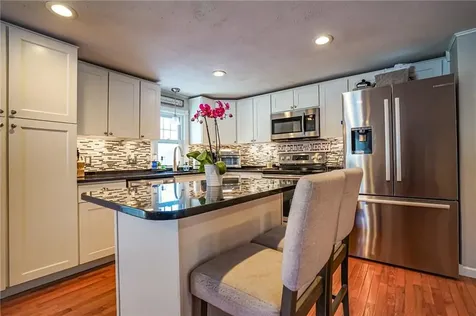 9 Laurel Lane North Smithfield RI 02896