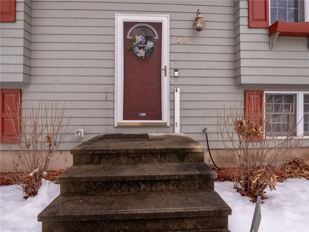 20 Whitney Lane Burrillville RI 02858