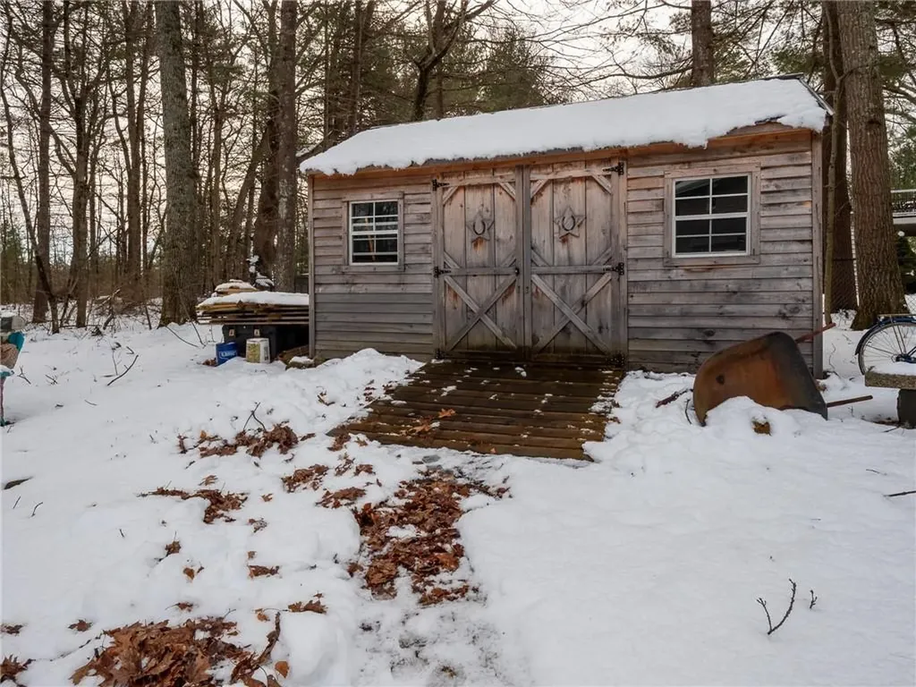 20 Whitney Lane Burrillville RI 02858