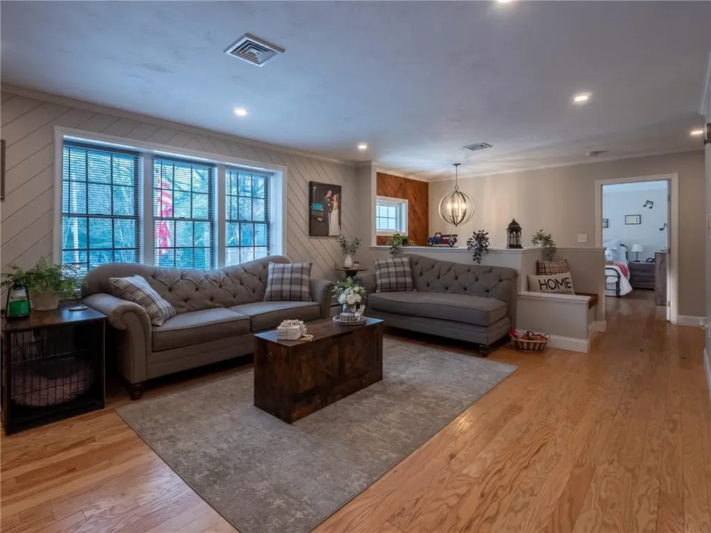 20 Whitney Lane Burrillville RI 02858