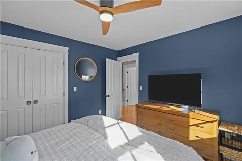 2269 East Main Road Portsmouth RI 02871