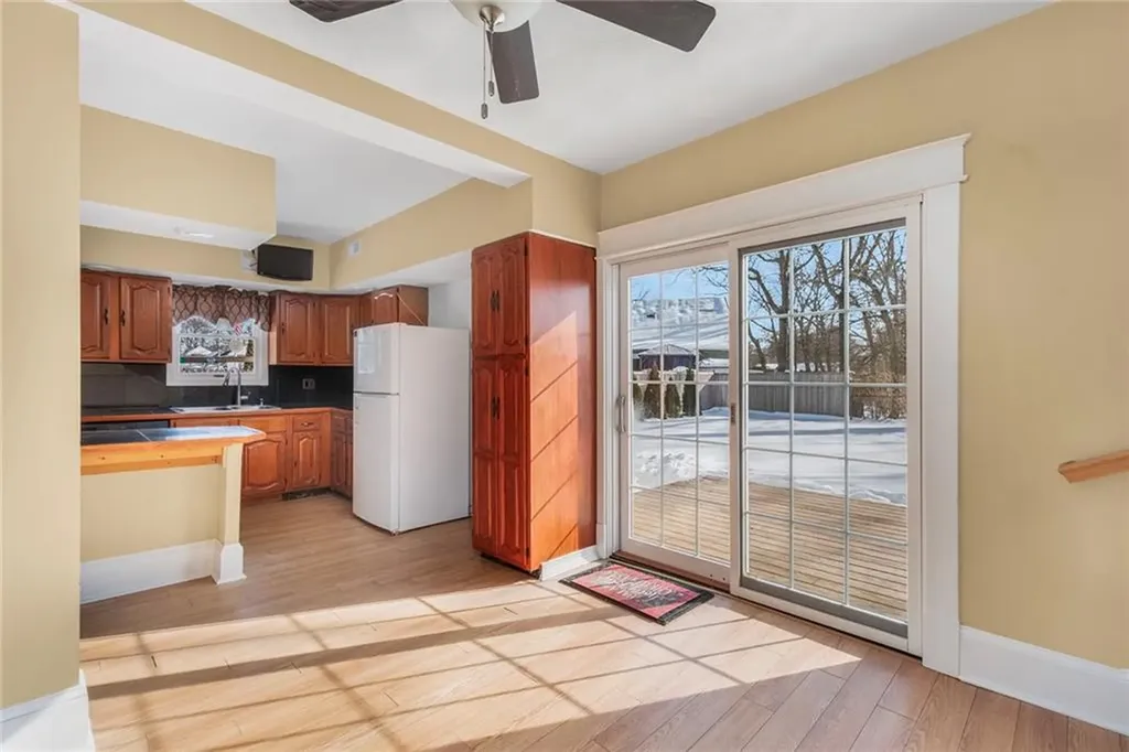 2 Overbrook Avenue Warwick RI 02889