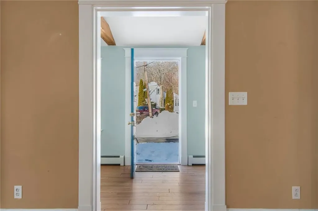 2 Overbrook Avenue Warwick RI 02889