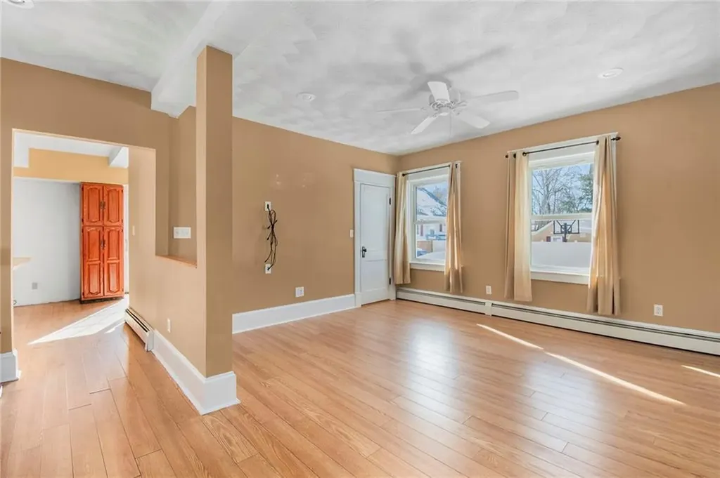 2 Overbrook Avenue Warwick RI 02889