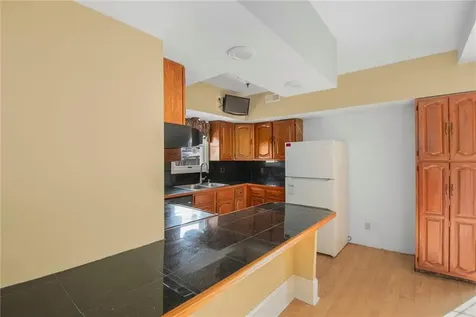 2 Overbrook Avenue Warwick RI 02889