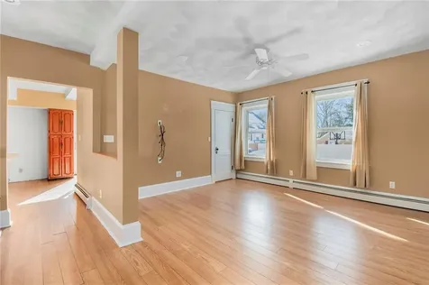 2 Overbrook Avenue Warwick RI 02889