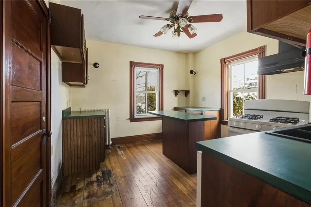 20 Fair Street Newport RI 02840