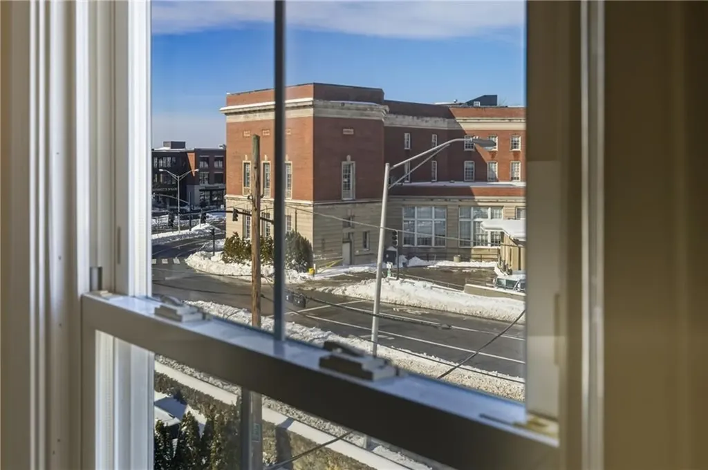 20 Fair Street Newport RI 02840