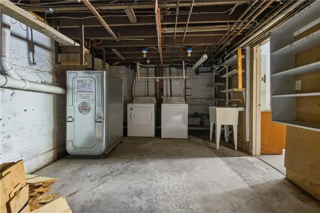 20 Fair Street Newport RI 02840