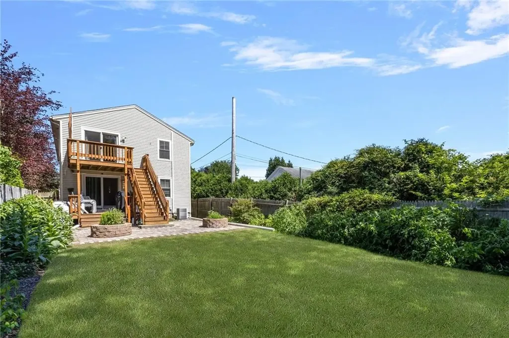 47 North Road Jamestown RI 02835