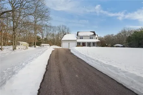 142 Sand Plains Trail South Kingstown RI 02879