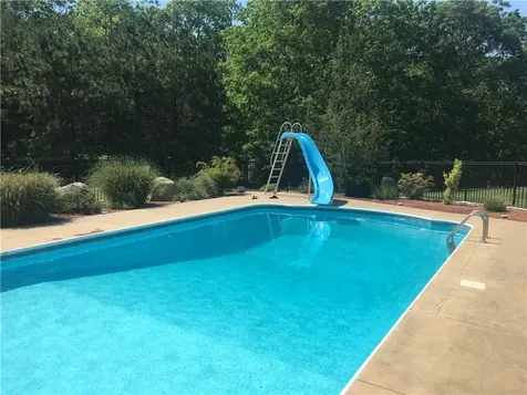 142 Sand Plains Trail South Kingstown RI 02879