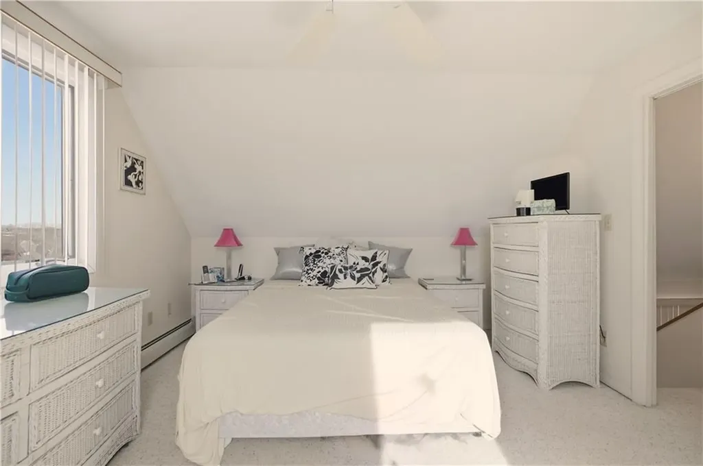 23 Indian Hill Circle Middletown RI 02842