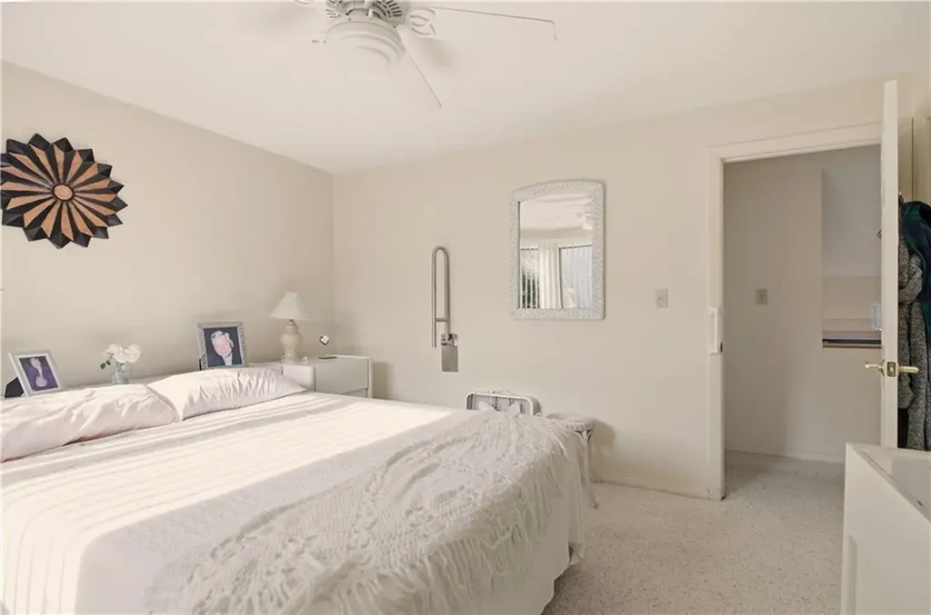 23 Indian Hill Circle Middletown RI 02842