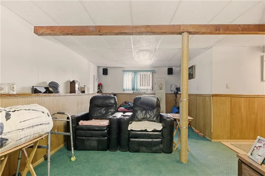 23 Indian Hill Circle Middletown RI 02842