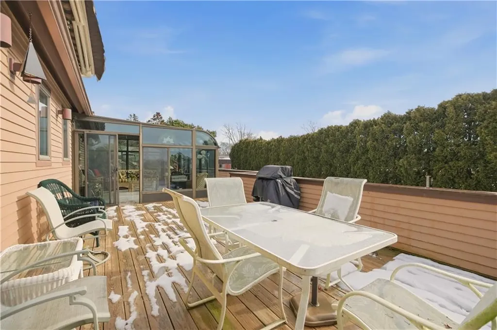 23 Indian Hill Circle Middletown RI 02842