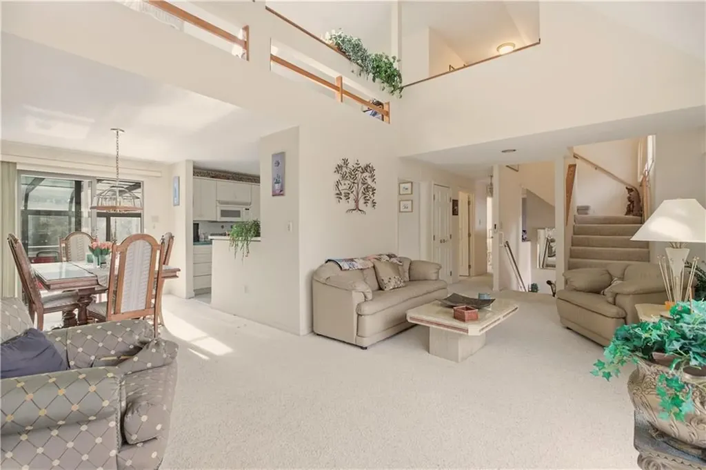 23 Indian Hill Circle Middletown RI 02842