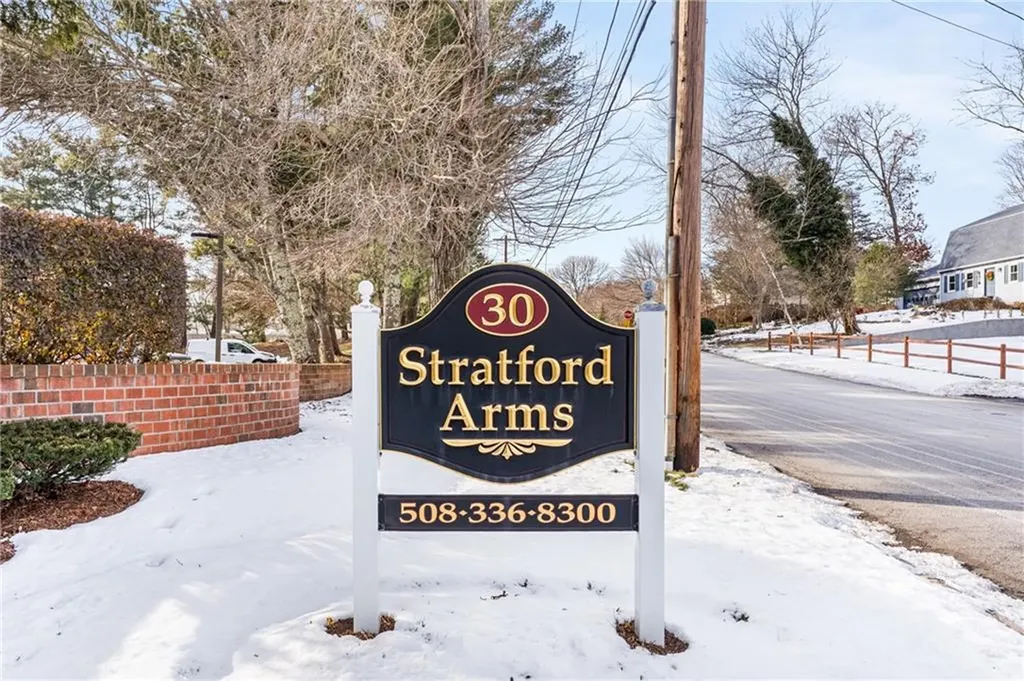 30 Argyle Avenue East Providence RI 02915