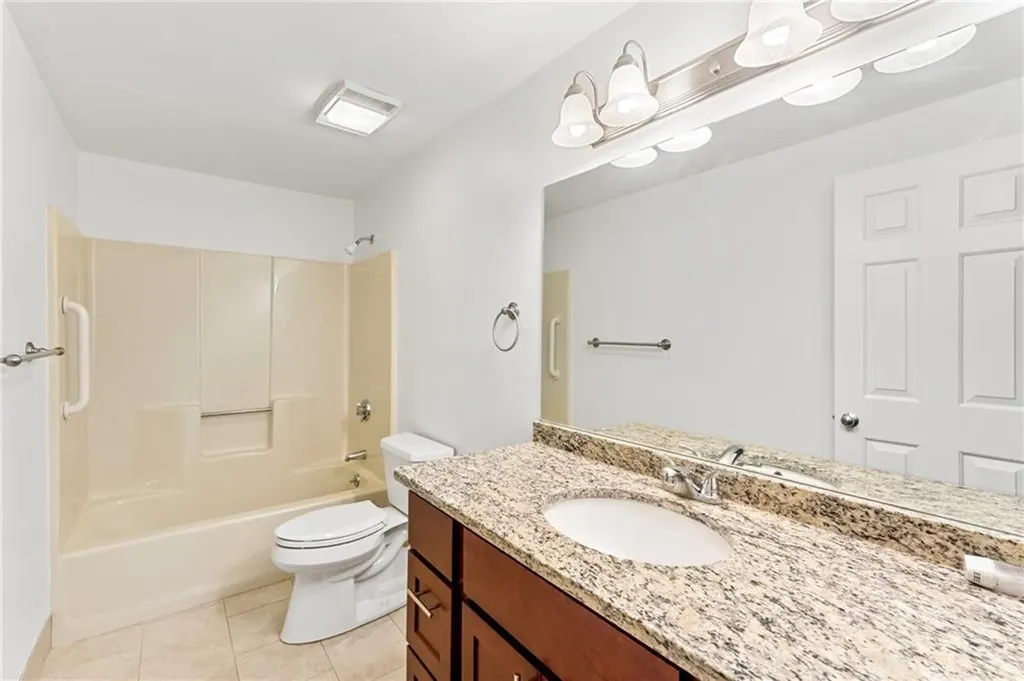 30 Argyle Avenue East Providence RI 02915