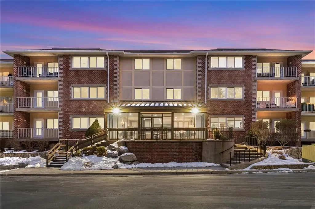 30 Argyle Avenue East Providence RI 02915