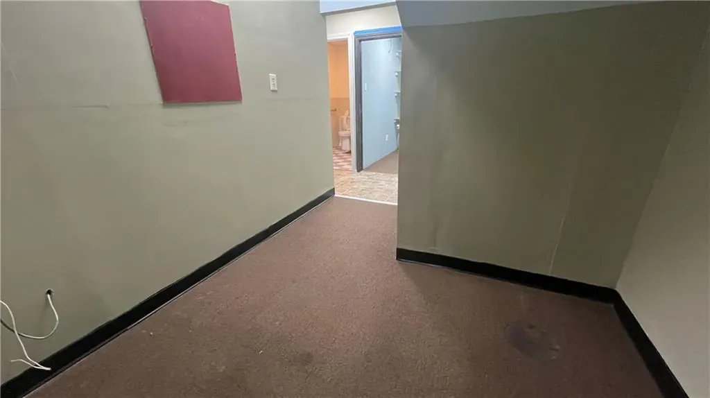 852 Newport Avenue Pawtucket RI 02861