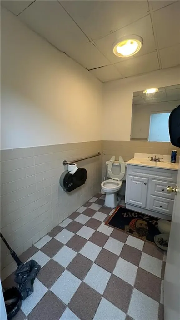 852 Newport Avenue Pawtucket RI 02861