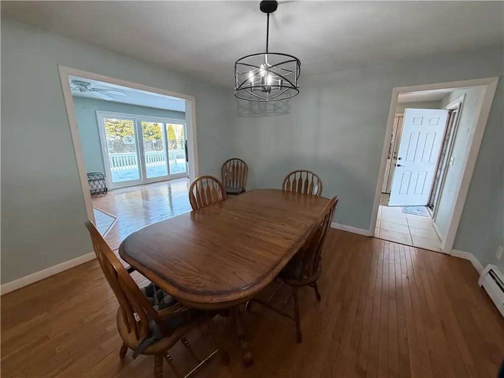 33 Whipple Avenue Westerly RI 02891