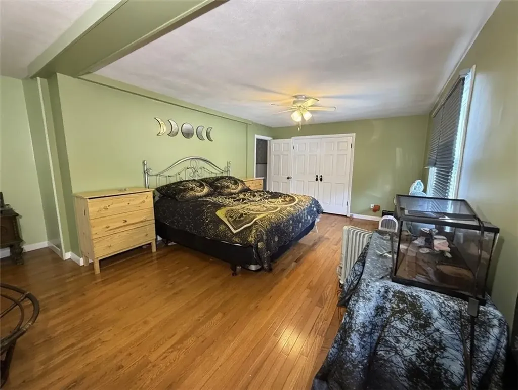33 Whipple Avenue Westerly RI 02891