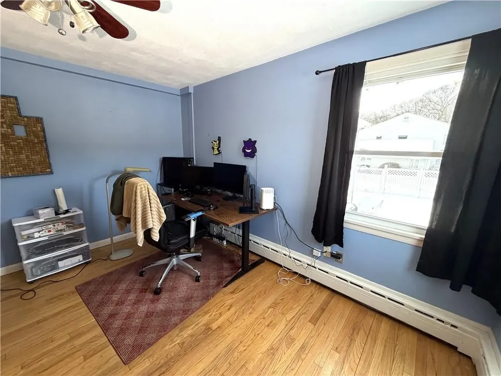 33 Whipple Avenue Westerly RI 02891