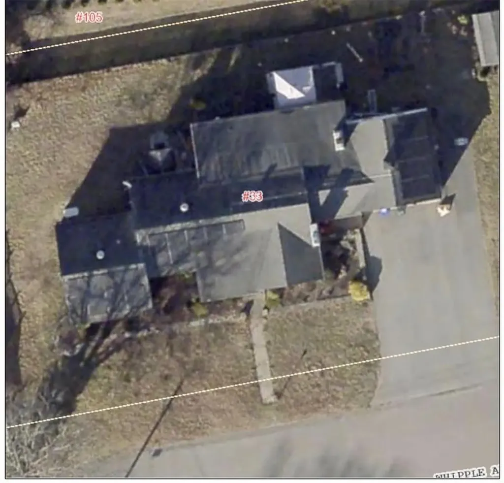 33 Whipple Avenue Westerly RI 02891