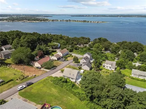 98 Hobson Avenue Tiverton RI 02878