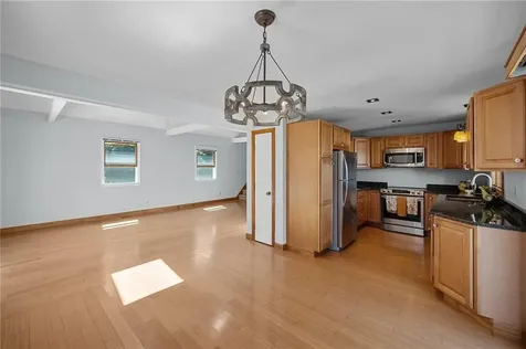 98 Hobson Avenue Tiverton RI 02878