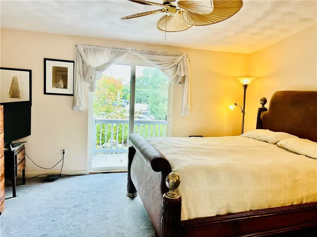 11 College Hill Road Warwick RI 02886