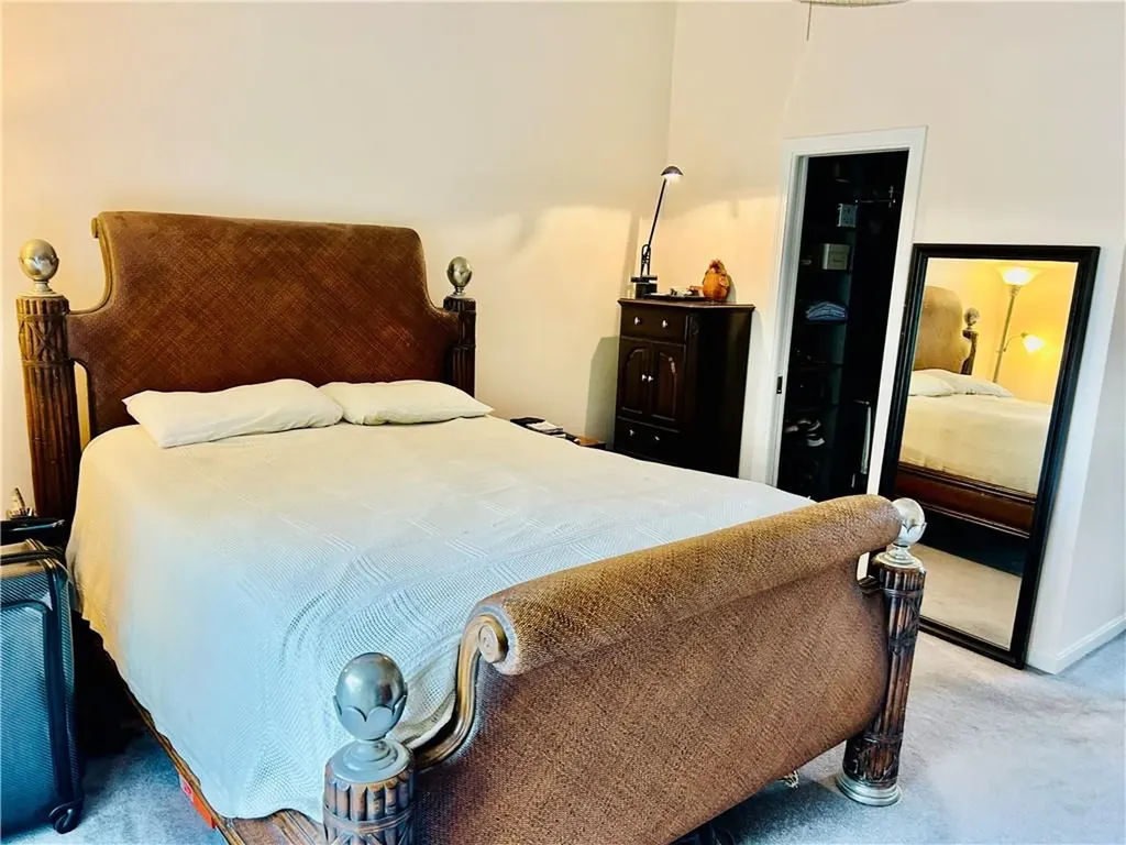 11 College Hill Road Warwick RI 02886