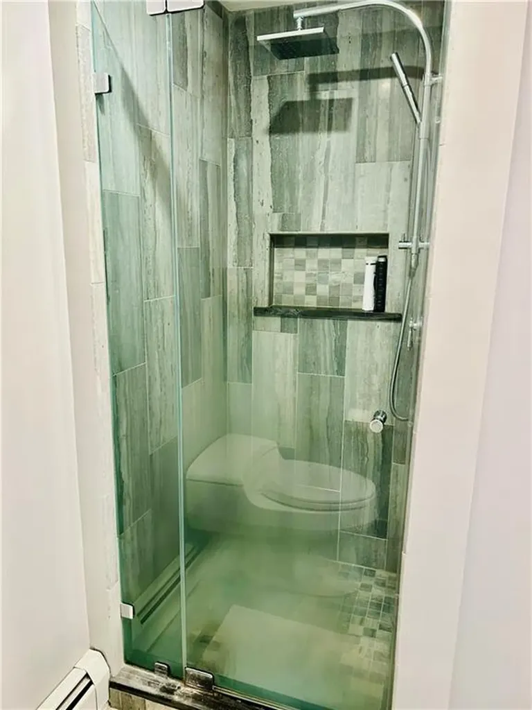 11 College Hill Road Warwick RI 02886