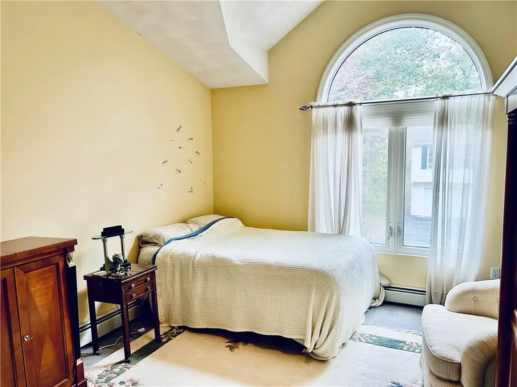 11 College Hill Road Warwick RI 02886