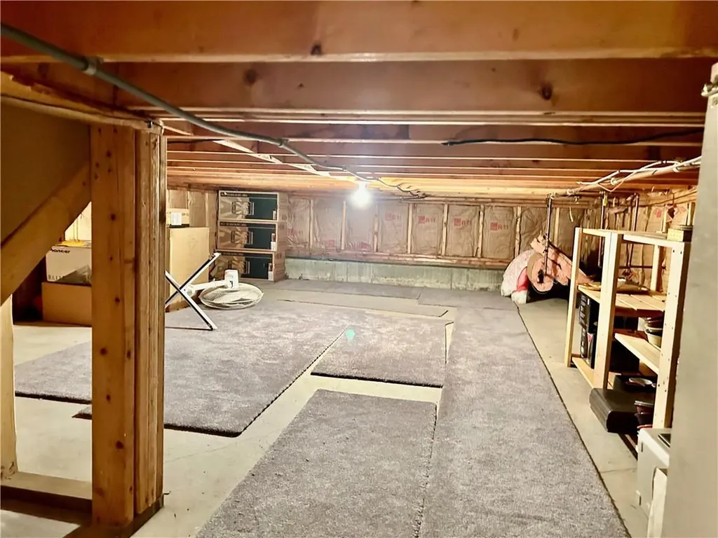 11 College Hill Road Warwick RI 02886