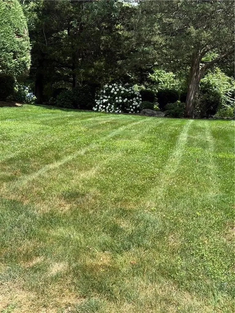 11 College Hill Road Warwick RI 02886