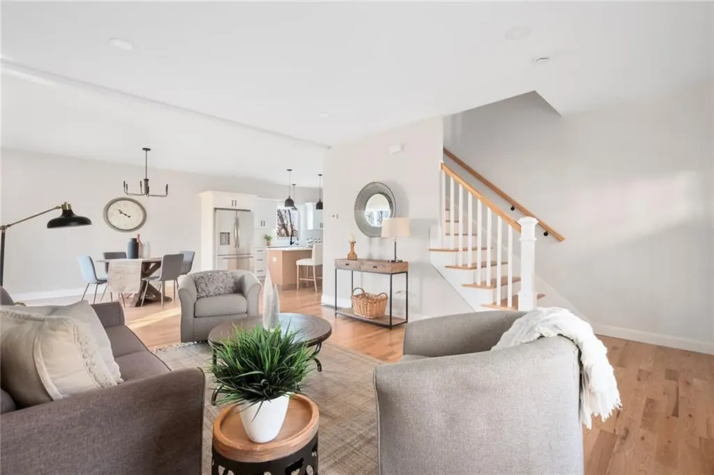 44 Oldham Street Warwick RI 02886